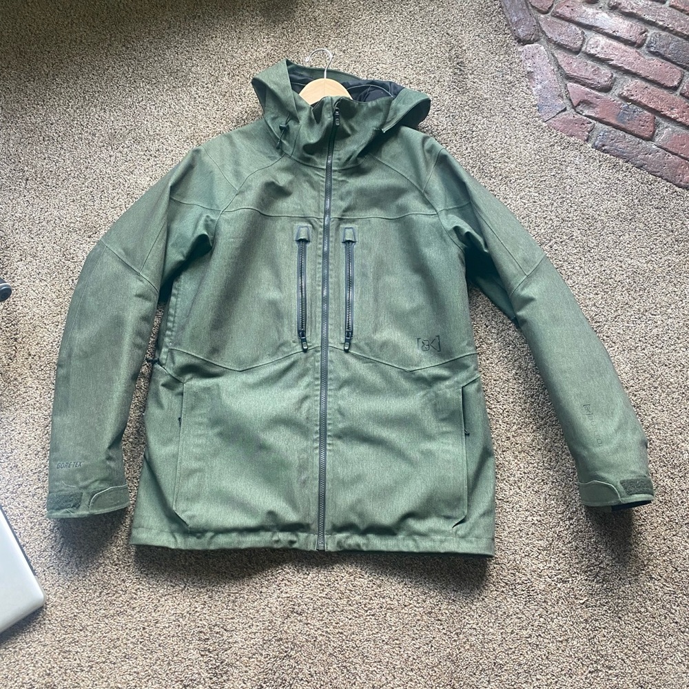 Burton AK Swash jacket size Medium